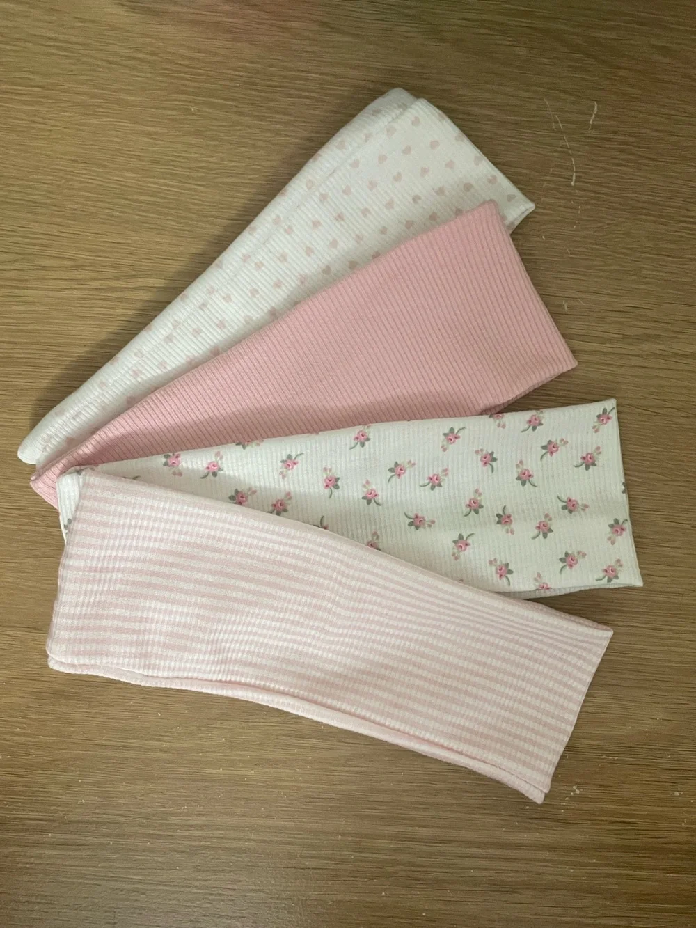 Pink Mixed-Pattern hand bands pack of four